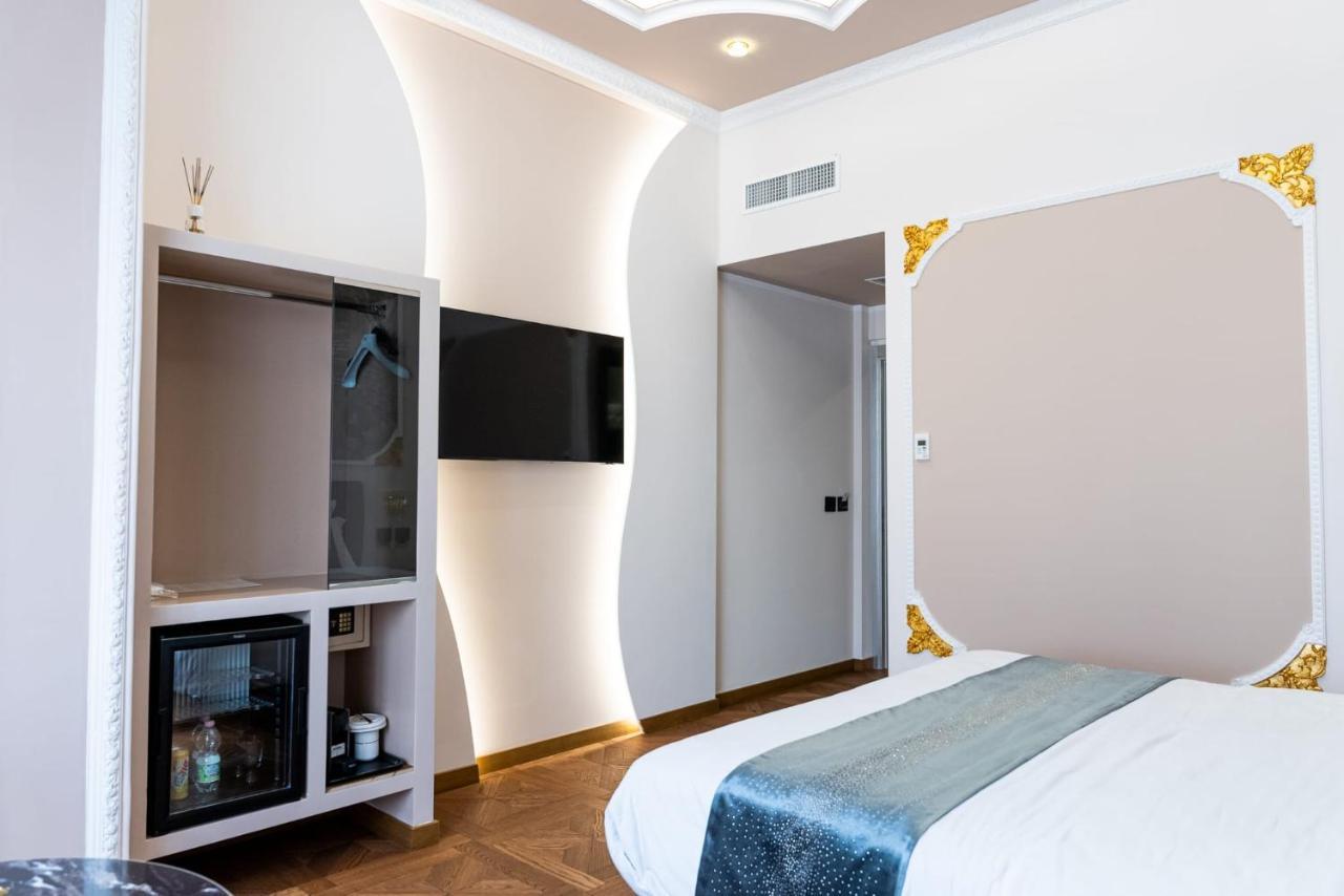 Queen Cattleya Suite Genoa Bagian luar foto