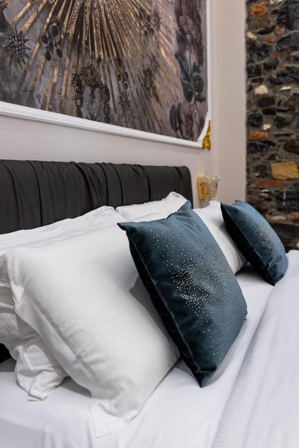 Queen Cattleya Suite Genoa Bagian luar foto