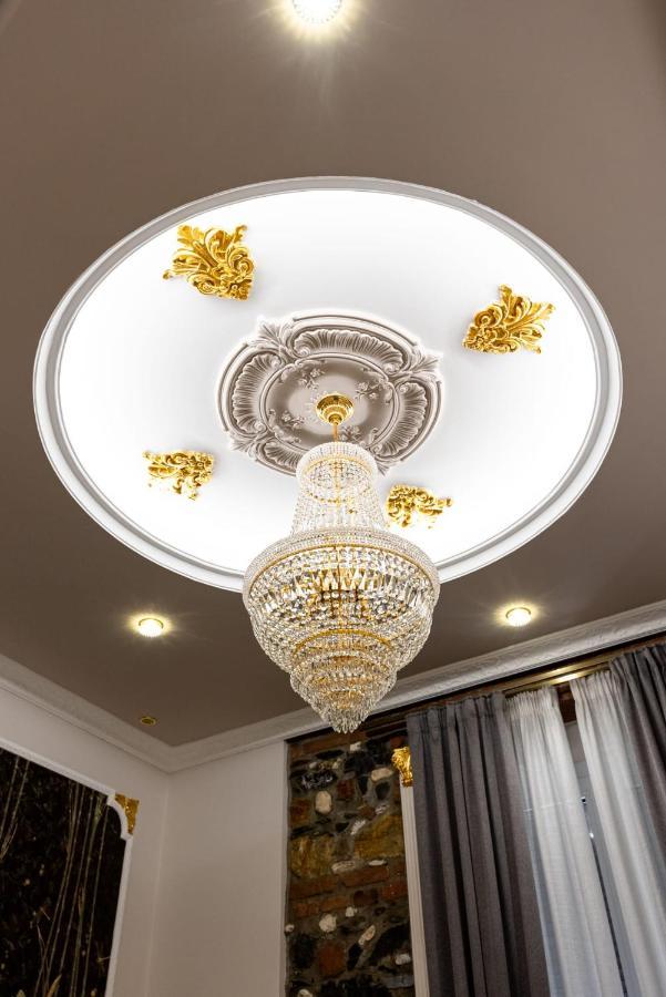 Queen Cattleya Suite Genoa Bagian luar foto